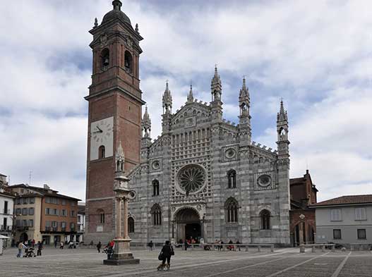Duomo di Monza - Gite in Lombardia