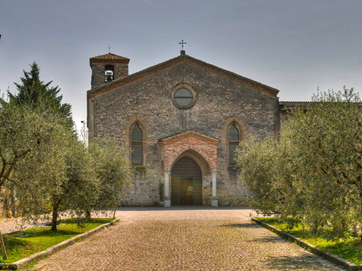 Santuario-della-Madonna-del-Carmine