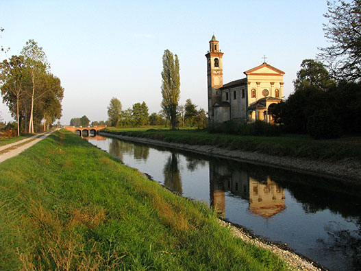Ciclabile del Canale Vacchelli - Gite in Lombardia
