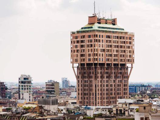 La Torre Velasca, elemento simbolo dello skyline di Milano